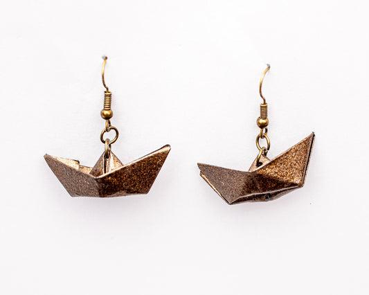 Aretes barquito de papel en origami azul | Joyería artesanal por Maximiliano Herrera