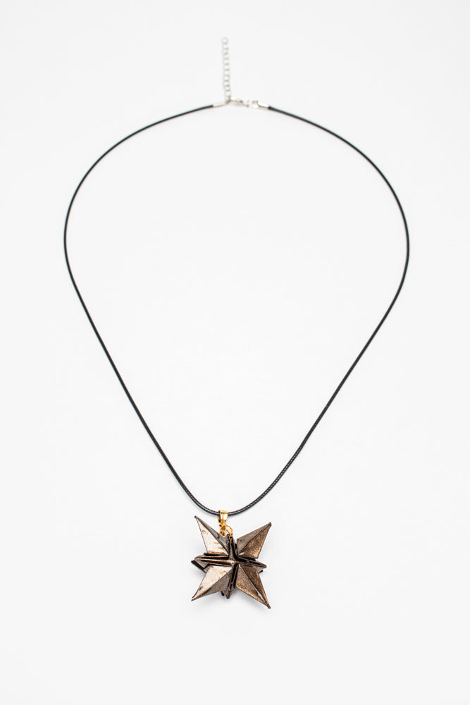 Colgante Origami Estrella de Ocho Puntas | Arte en Miniatura con Resina